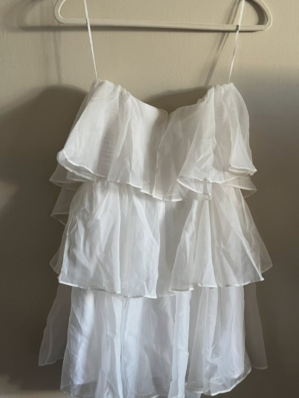 Abecrombie & Fitch Organza Tiered Strapless Mini Dress - Picture 2 of 9